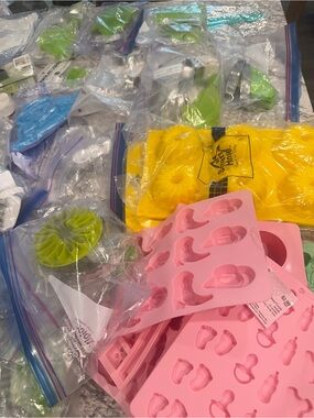 Huge Cake Decorating & Sugar Flower Tool Lot – Nicholas Lodge, Wilton